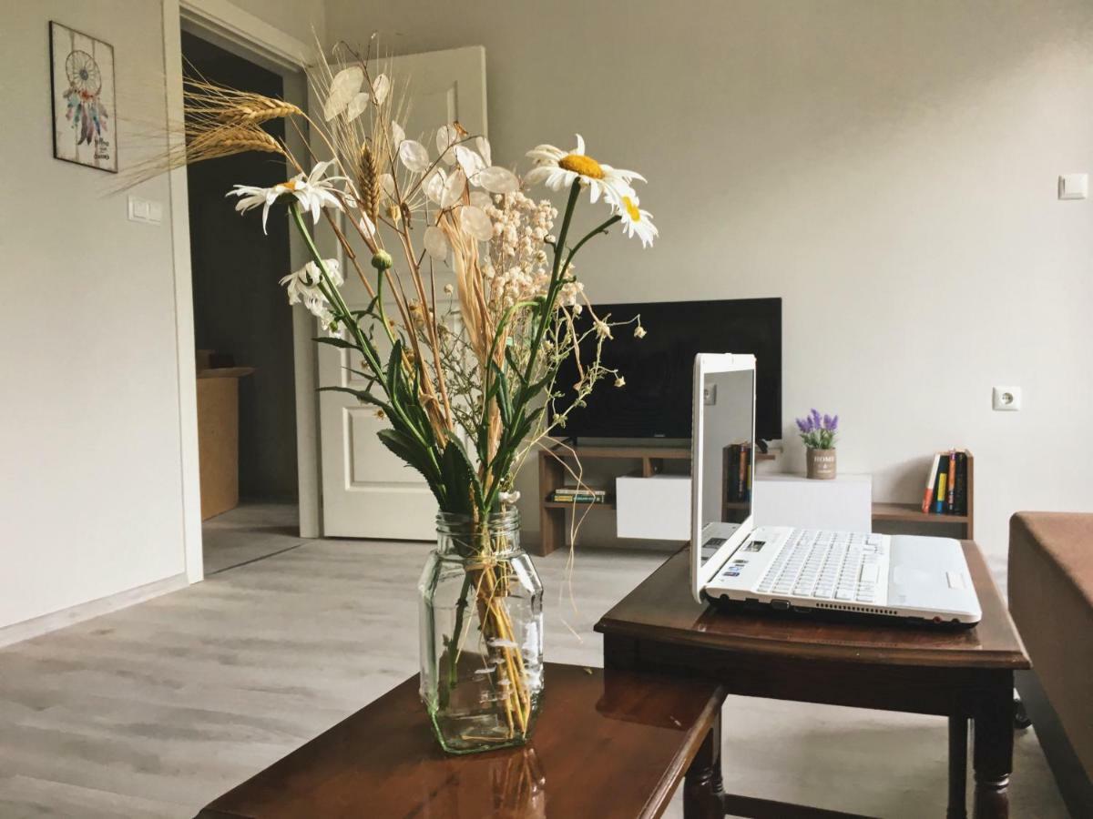 Azzurro Apartment - Ideal For Your Seaside Escape In Burgas Exterior foto